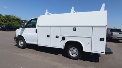 2026 Chevrolet Express Cutaway 3500 1WT