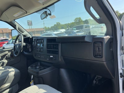 2026 Chevrolet Express Cutaway 3500 1WT