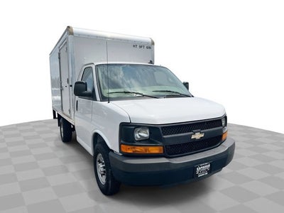 2016 Chevrolet Express Cutaway 3500 3500