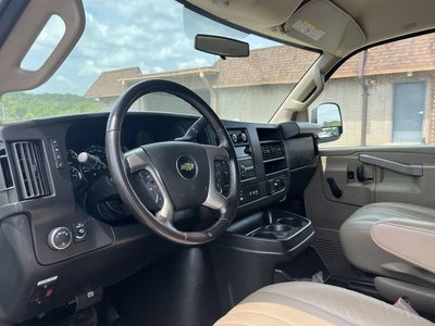 2016 Chevrolet Express Cutaway 3500 3500