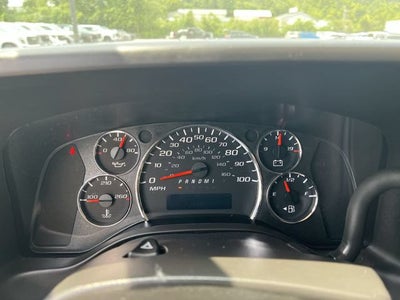 2016 Chevrolet Express Cutaway 3500 3500