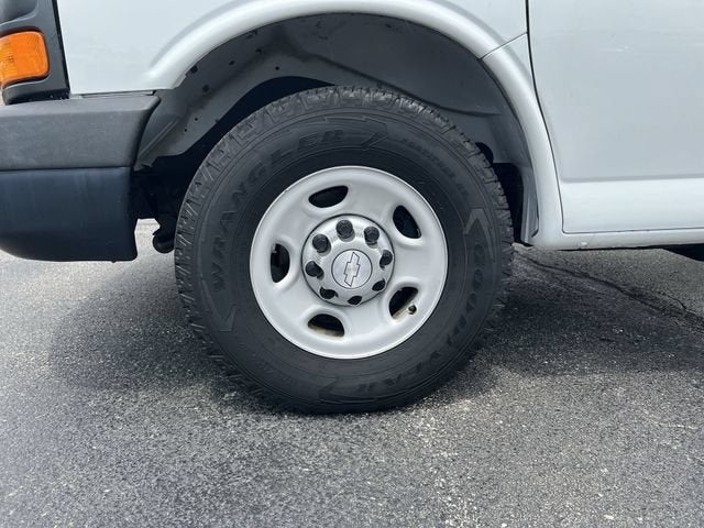 2016 Chevrolet Express Cutaway 3500 3500