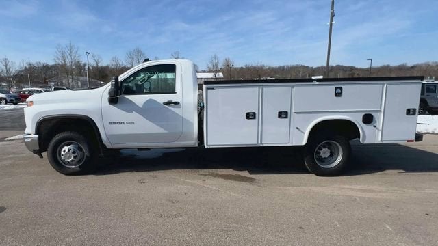 2025 Chevrolet Silverado 3500 HD Chassis Cab Work Truck