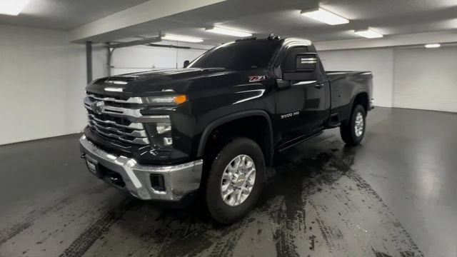 2025 Chevrolet Silverado 3500 HD LT