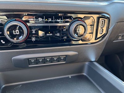 2025 Chevrolet Silverado 3500 HD High Country