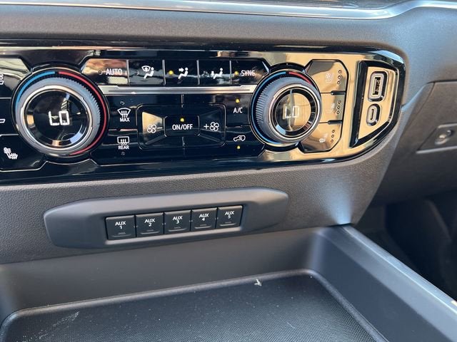 2025 Chevrolet Silverado 3500 HD High Country