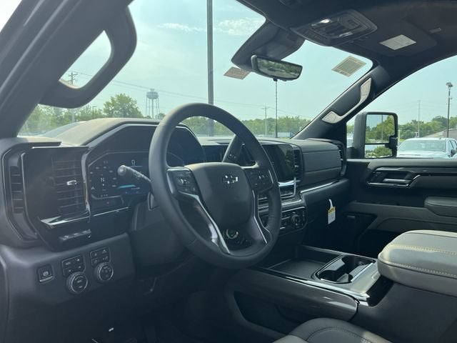 2026 Chevrolet Silverado 2500 HD ZR2 - Photo 10