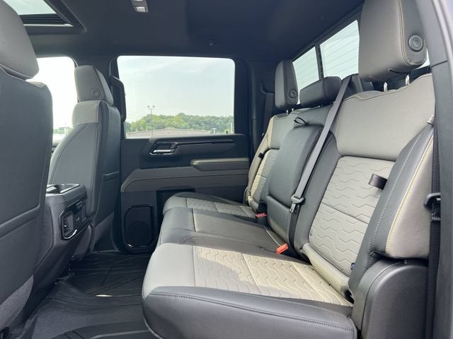 2026 Chevrolet Silverado 2500 HD ZR2 - Photo 26