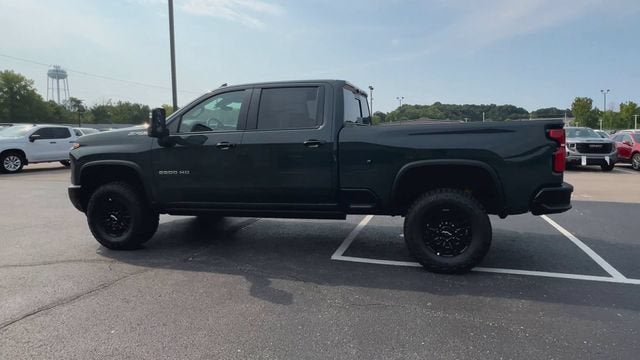 2026 Chevrolet Silverado 2500 HD ZR2 - Photo 6