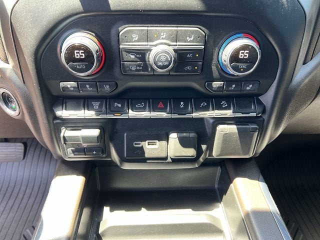 2020 Chevrolet Silverado 2500HD LTZ - Photo 17