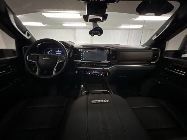 2024 Chevrolet Silverado 3500 HD High Country DRW