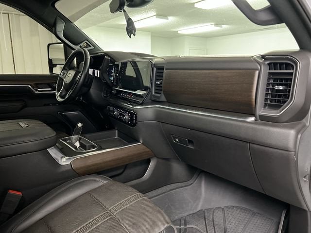 2024 Chevrolet Silverado 3500 HD High Country DRW