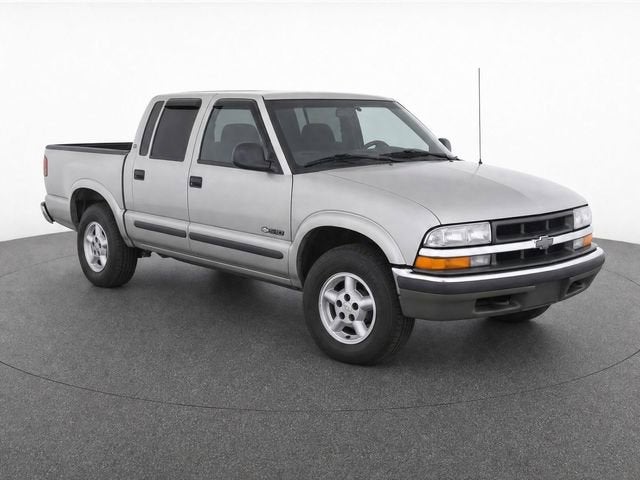 2002 Chevrolet S10 LS