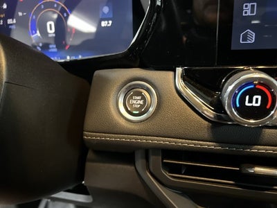 2025 Chevrolet Colorado WT/LT