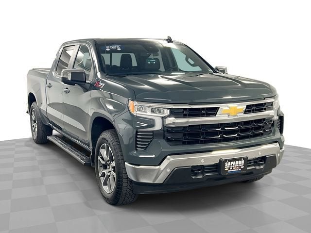 2025 Chevrolet Silverado 1500 LT 4X4 Crew Cab Short Box's photo
