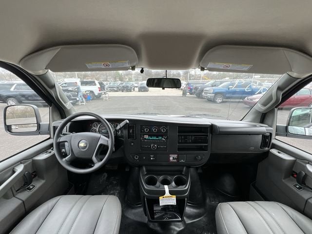 2026 Chevrolet Express Cargo WT