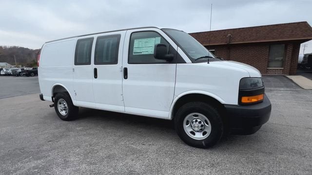 2025 Chevrolet Express Cargo 2500 WT