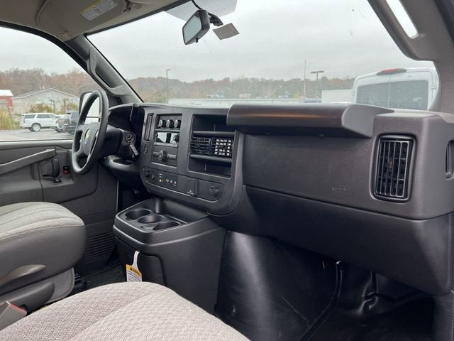 2025 Chevrolet Express Cargo 2500 WT