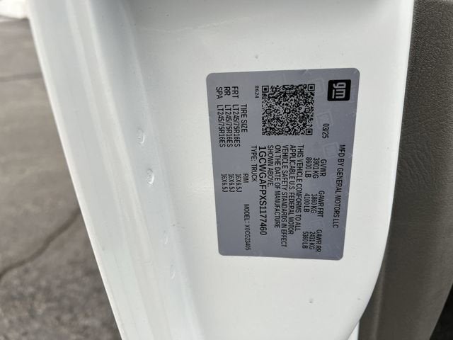 2025 Chevrolet Express Cargo 2500 WT