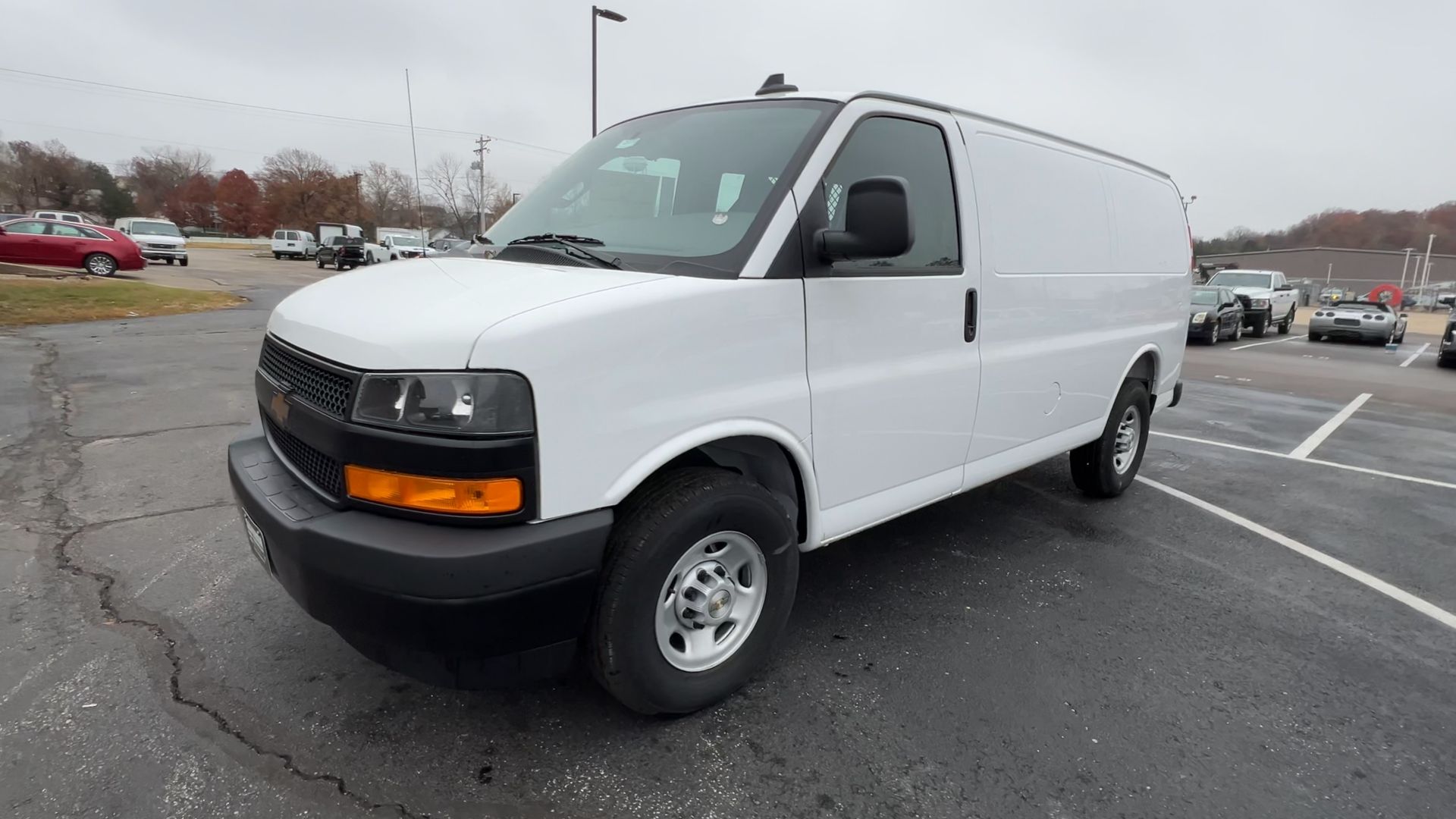 2025 Chevrolet Express Cargo 2500 WT