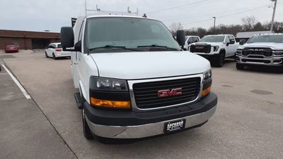 2020 GMC Savana Cutaway 3500 Work Van