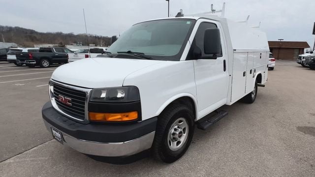 2020 GMC Savana Cutaway 3500 Work Van