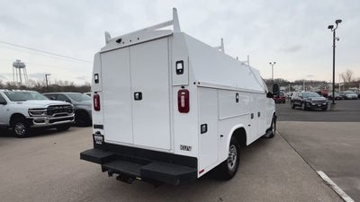 2020 GMC Savana Cutaway 3500 Work Van