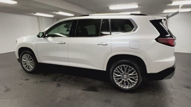 2025 GMC Acadia Denali