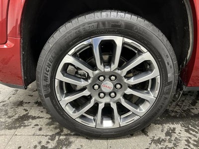 2020 GMC Acadia Denali