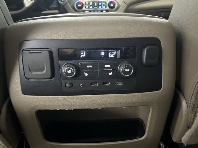2017 GMC Yukon SLT