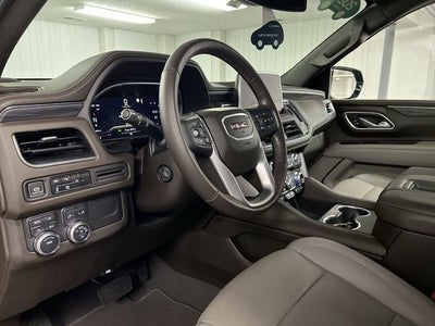 2023 GMC Yukon SLT