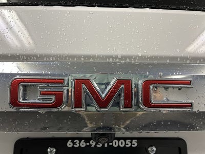2024 GMC Yukon SLT