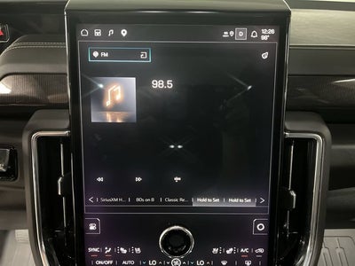 2025 GMC Yukon XL Elevation