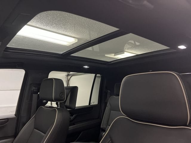 2025 GMC Yukon XL Elevation