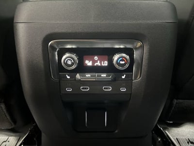 2025 GMC Yukon XL Elevation