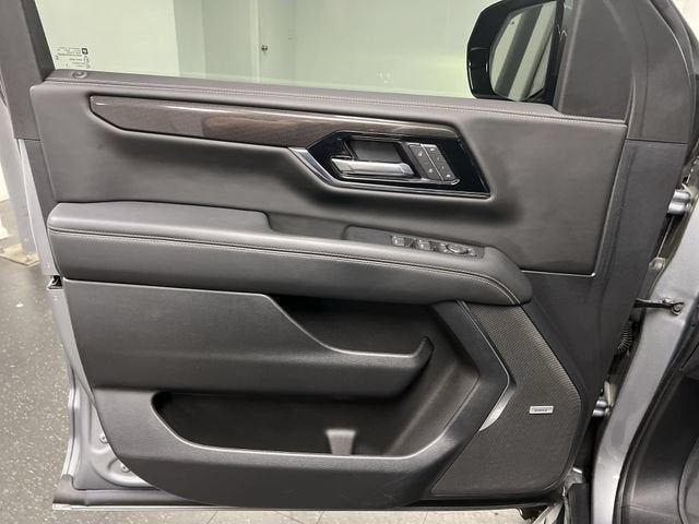 2025 GMC Yukon XL Elevation