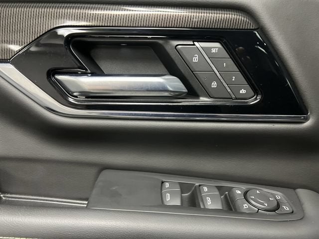 2025 GMC Yukon XL Elevation