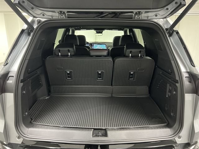 2027 Chevrolet Traverse RS - Photo 27