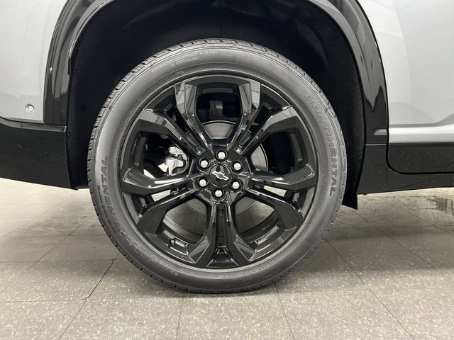 2027 Chevrolet Traverse RS - Photo 34
