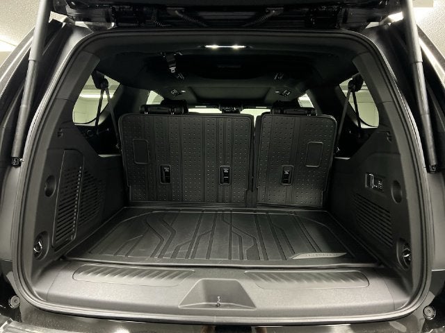 2027 Chevrolet Suburban LT