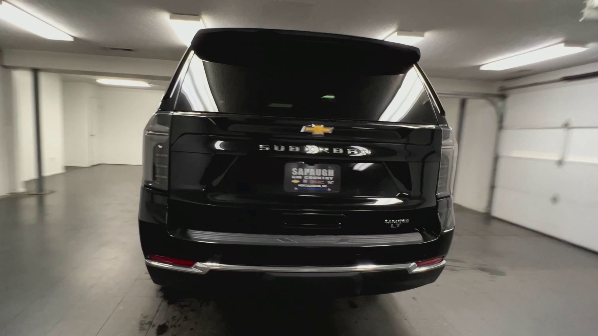 2027 Chevrolet Suburban LT