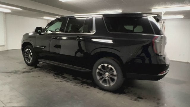 2027 Chevrolet Suburban LT