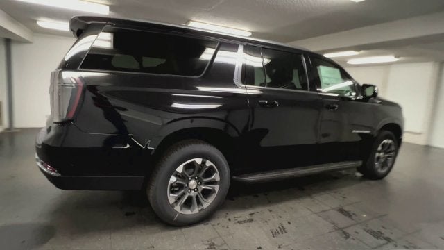 2027 Chevrolet Suburban LT