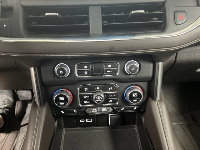 2023 Chevrolet Suburban Z71 - Photo 18