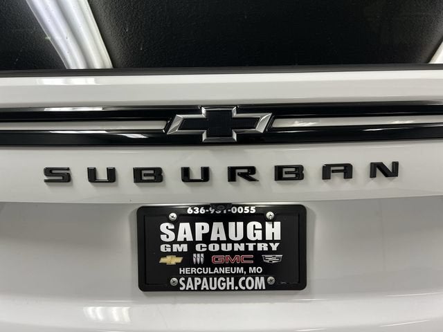 2024 Chevrolet Suburban RST - Photo 32