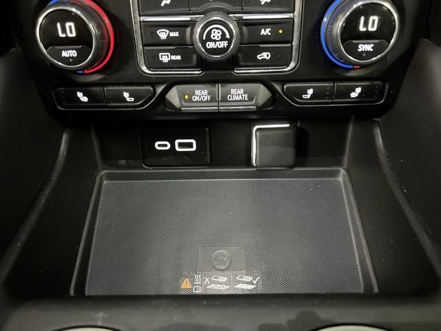 2024 Chevrolet Suburban RST - Photo 35