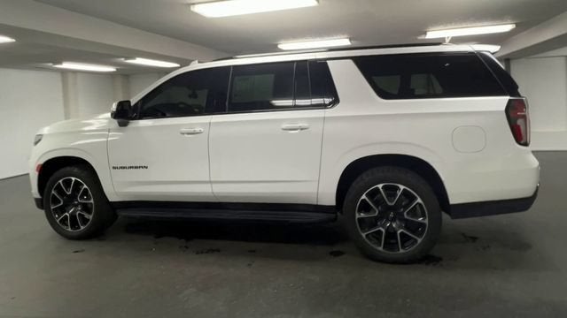 2024 Chevrolet Suburban RST - Photo 6