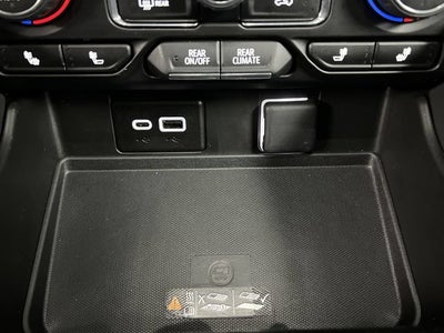 2023 Chevrolet Suburban RST