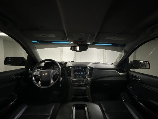 2019 Chevrolet Suburban LT - Photo 18
