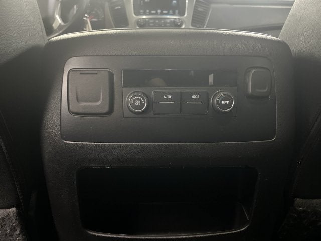 2019 Chevrolet Suburban LT - Photo 19